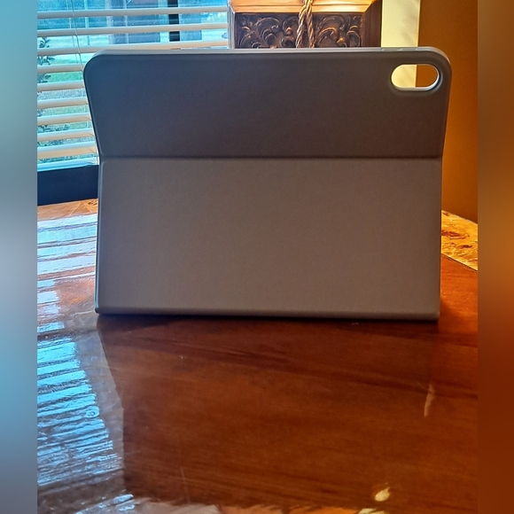 ⌨️ Wireless Keyboard Case - Picture 5 of 12